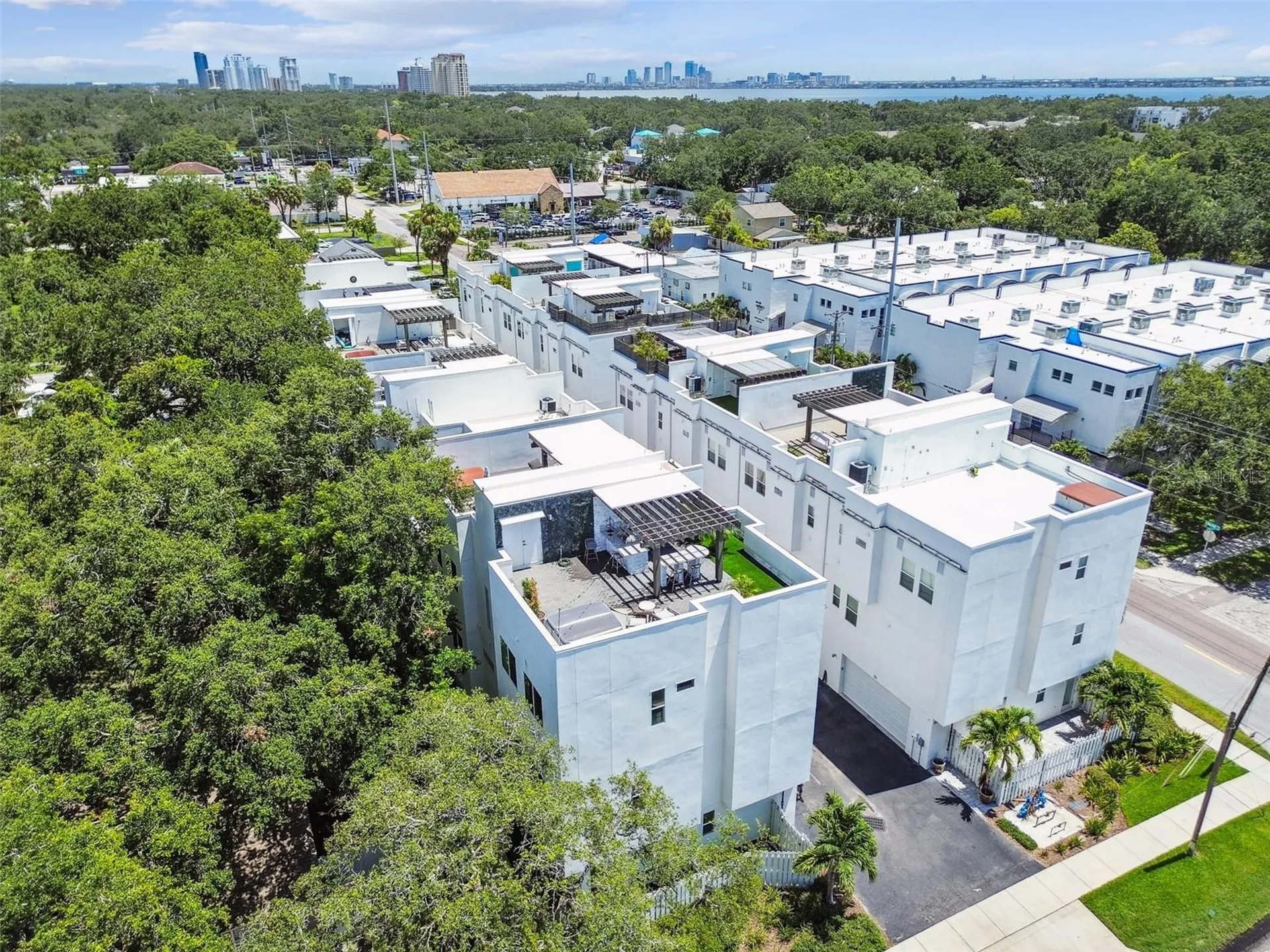 3100 W Paul Avenue Tampa FL 33611