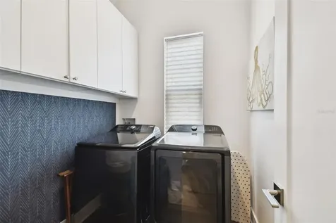 3100 W Paul Avenue Tampa FL 33611
