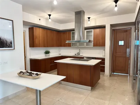 35 Avenue Luis Muñoz Rivera San Juan PR 00901