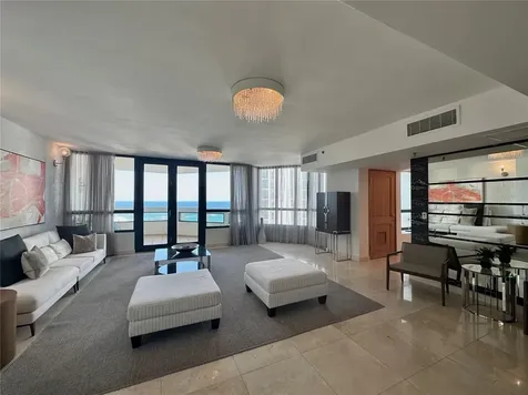 35 Avenue Luis Muñoz Rivera San Juan PR 00901