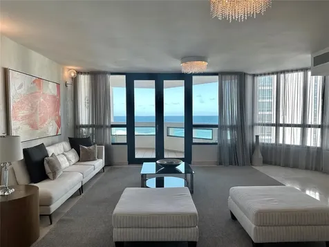 35 Avenue Luis Muñoz Rivera San Juan PR 00901