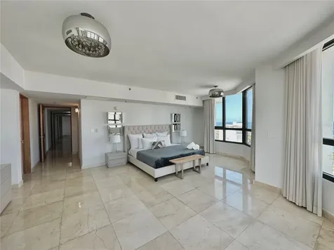35 Avenue Luis Muñoz Rivera San Juan PR 00901