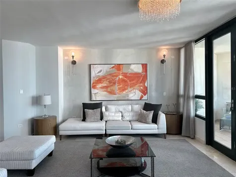 35 Avenue Luis Muñoz Rivera San Juan PR 00901