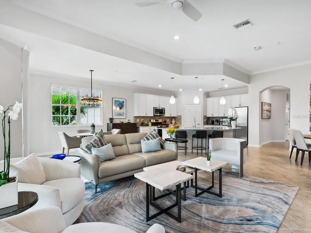 7387 Divot Loop Lakewood Ranch FL 34202