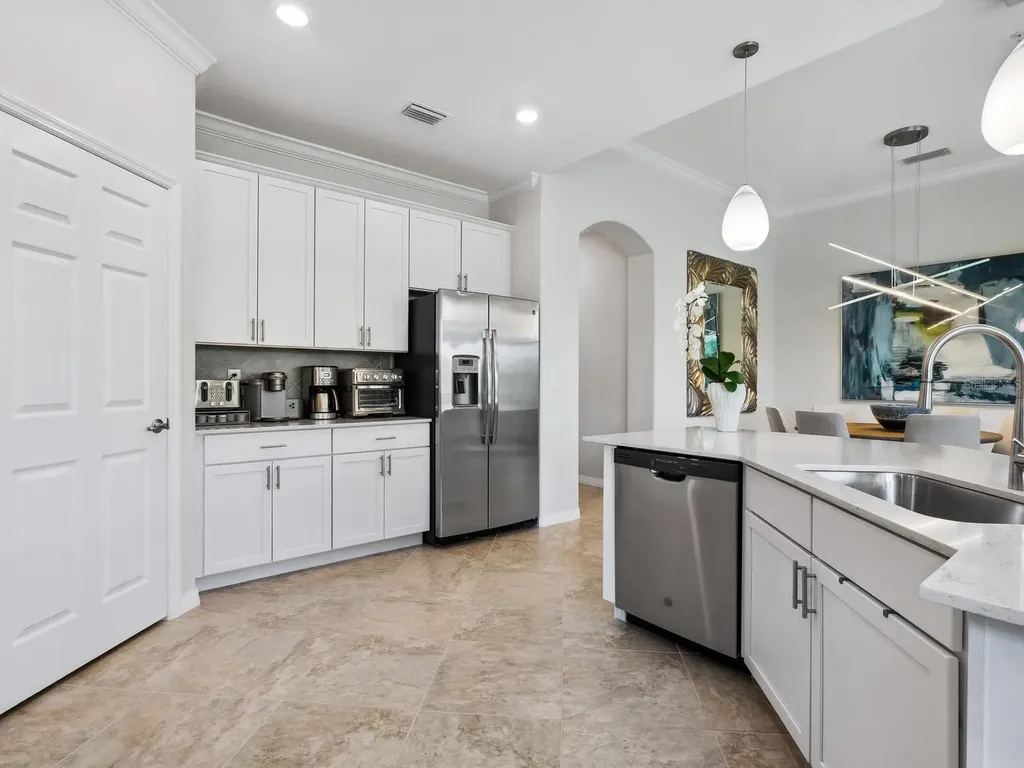 7387 Divot Loop Lakewood Ranch FL 34202