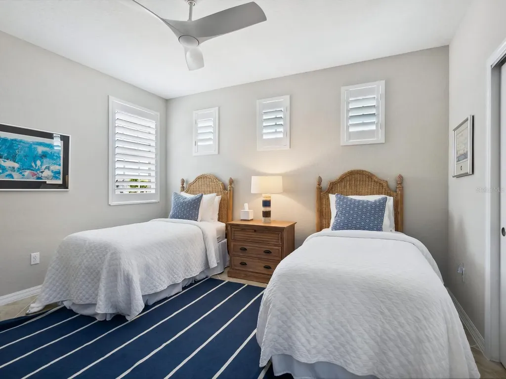 7387 Divot Loop Lakewood Ranch FL 34202
