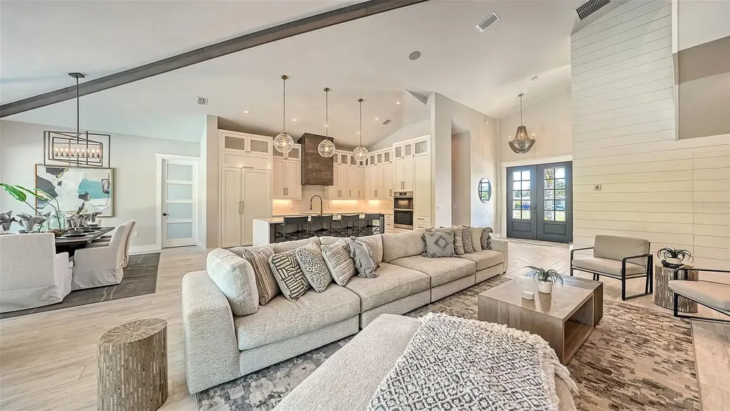 8006 20th Place W Bradenton FL 34209