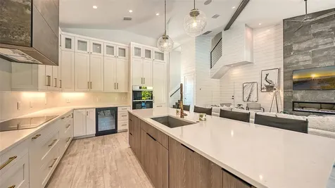 8006 20th Place W Bradenton FL 34209