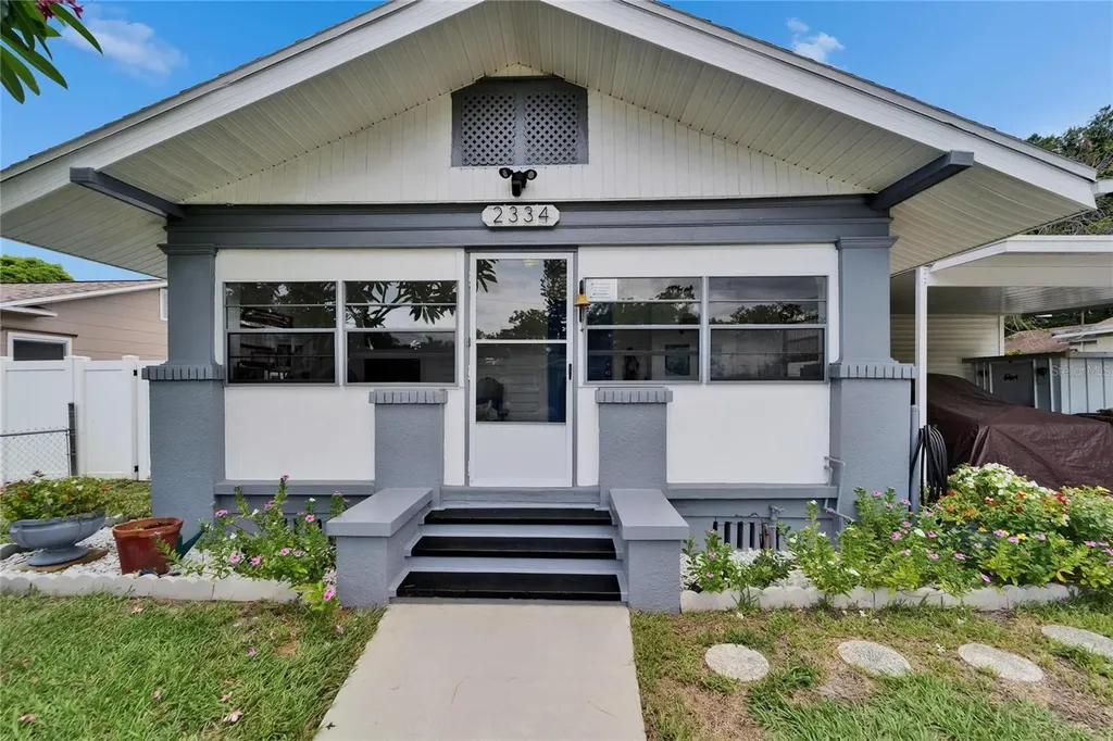 2334 14th Avenue N St Petersburg FL 33713