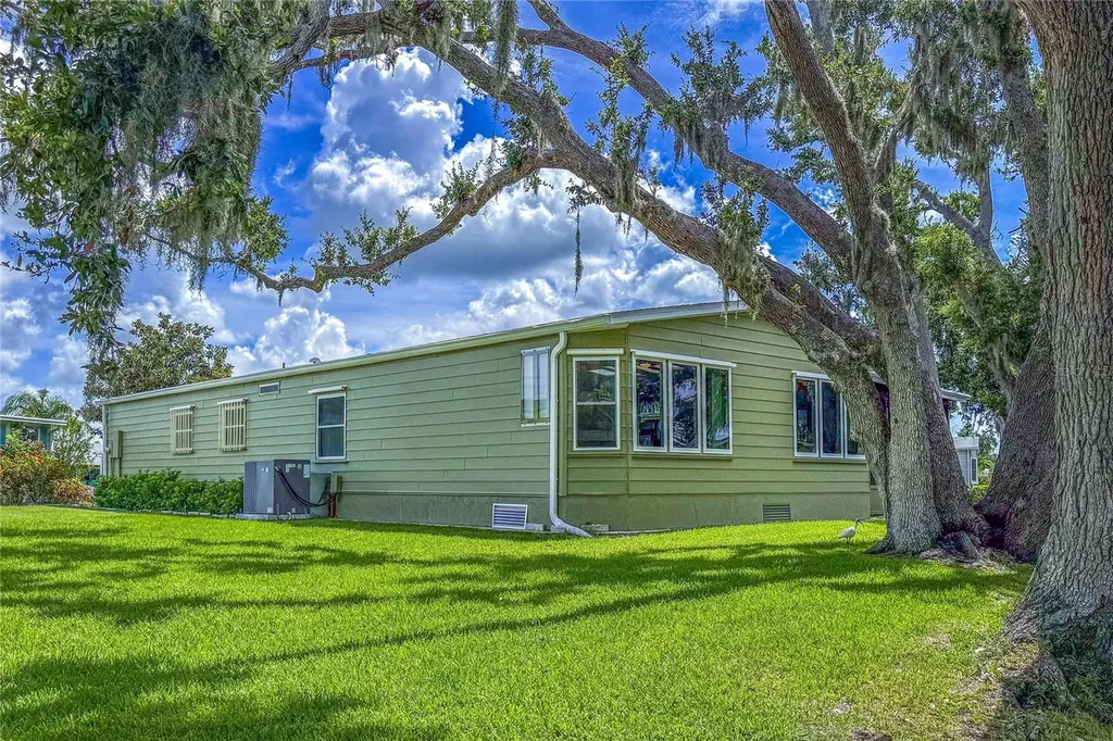 83 Eagle Circle Ellenton FL 34222