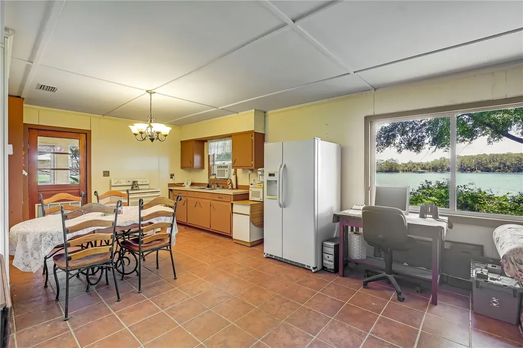 104 Carter Whittaker Lane Pomona Park FL 32181
