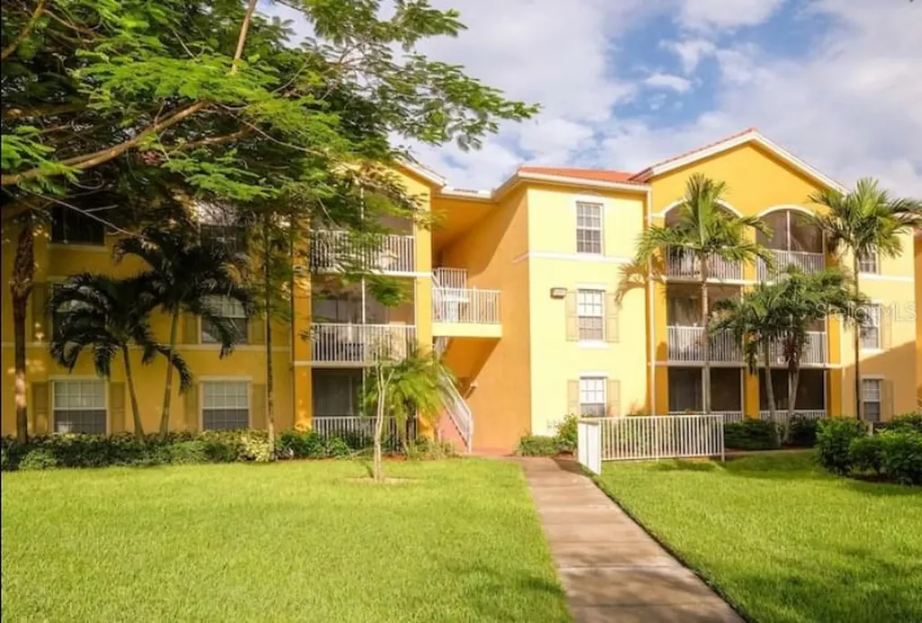 4149 Residence Drive Fort Myers FL 33901