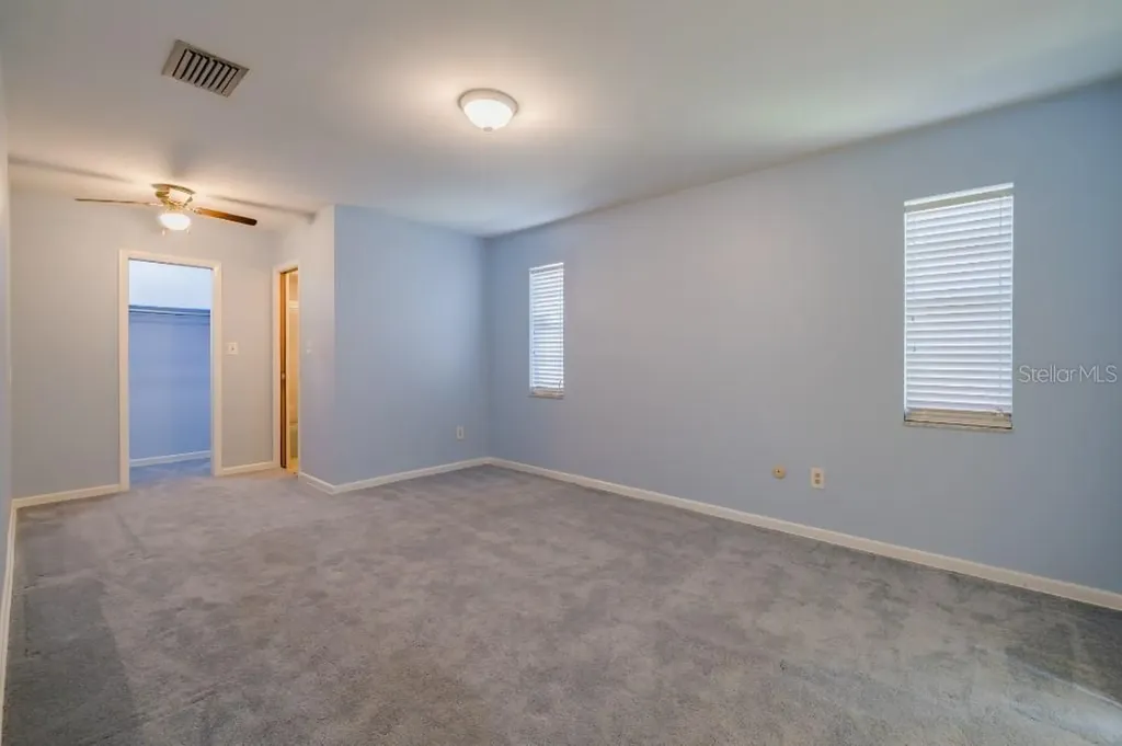 5004 S Hesperides Street Tampa FL 33611