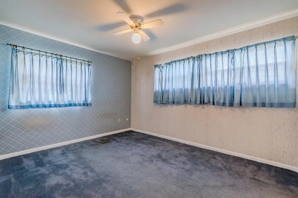 5004 S Hesperides Street Tampa FL 33611
