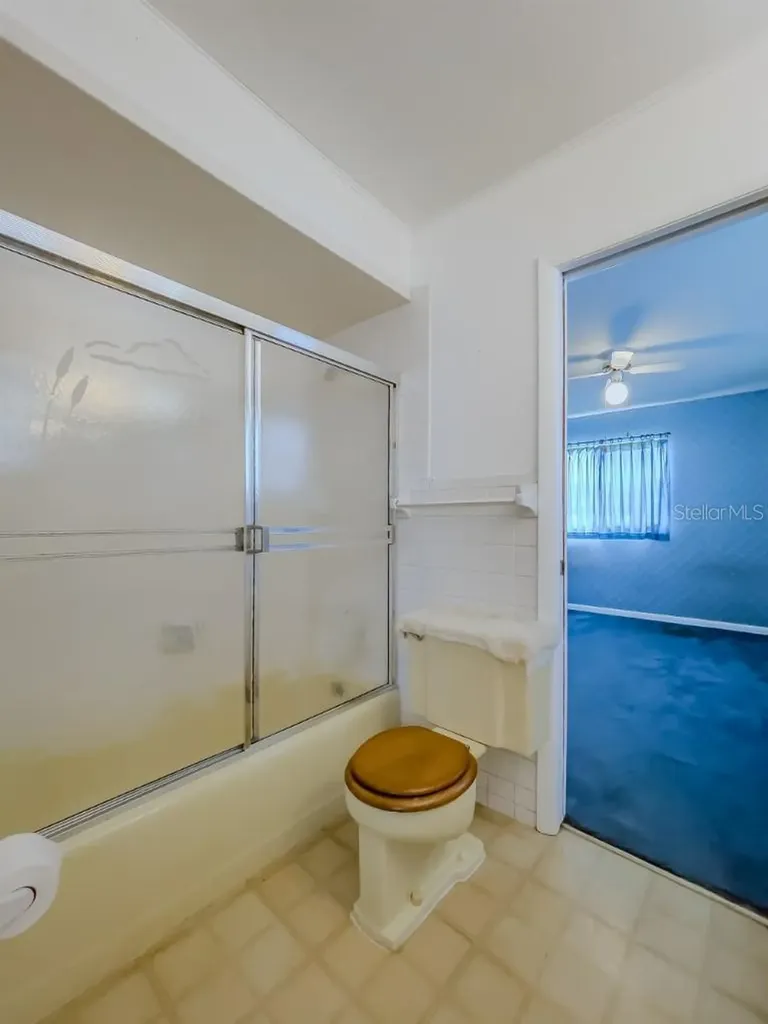 5004 S Hesperides Street Tampa FL 33611