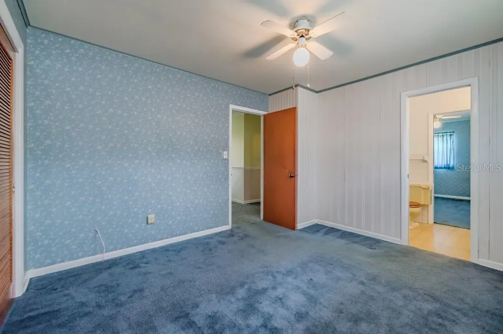 5004 S Hesperides Street Tampa FL 33611