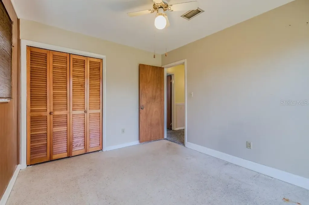 5004 S Hesperides Street Tampa FL 33611