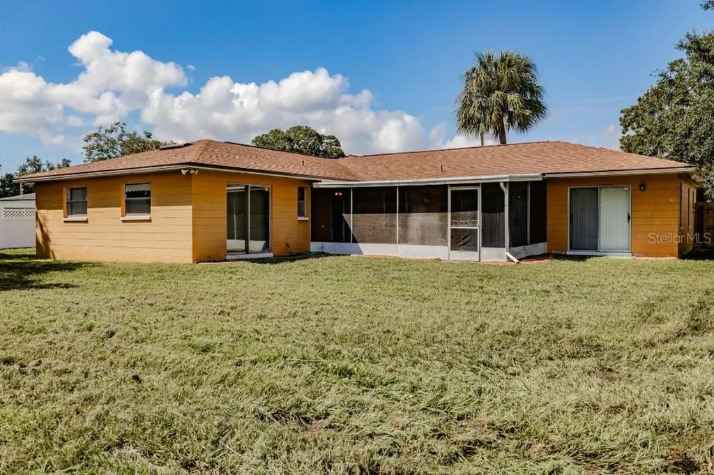 5004 S Hesperides Street Tampa FL 33611