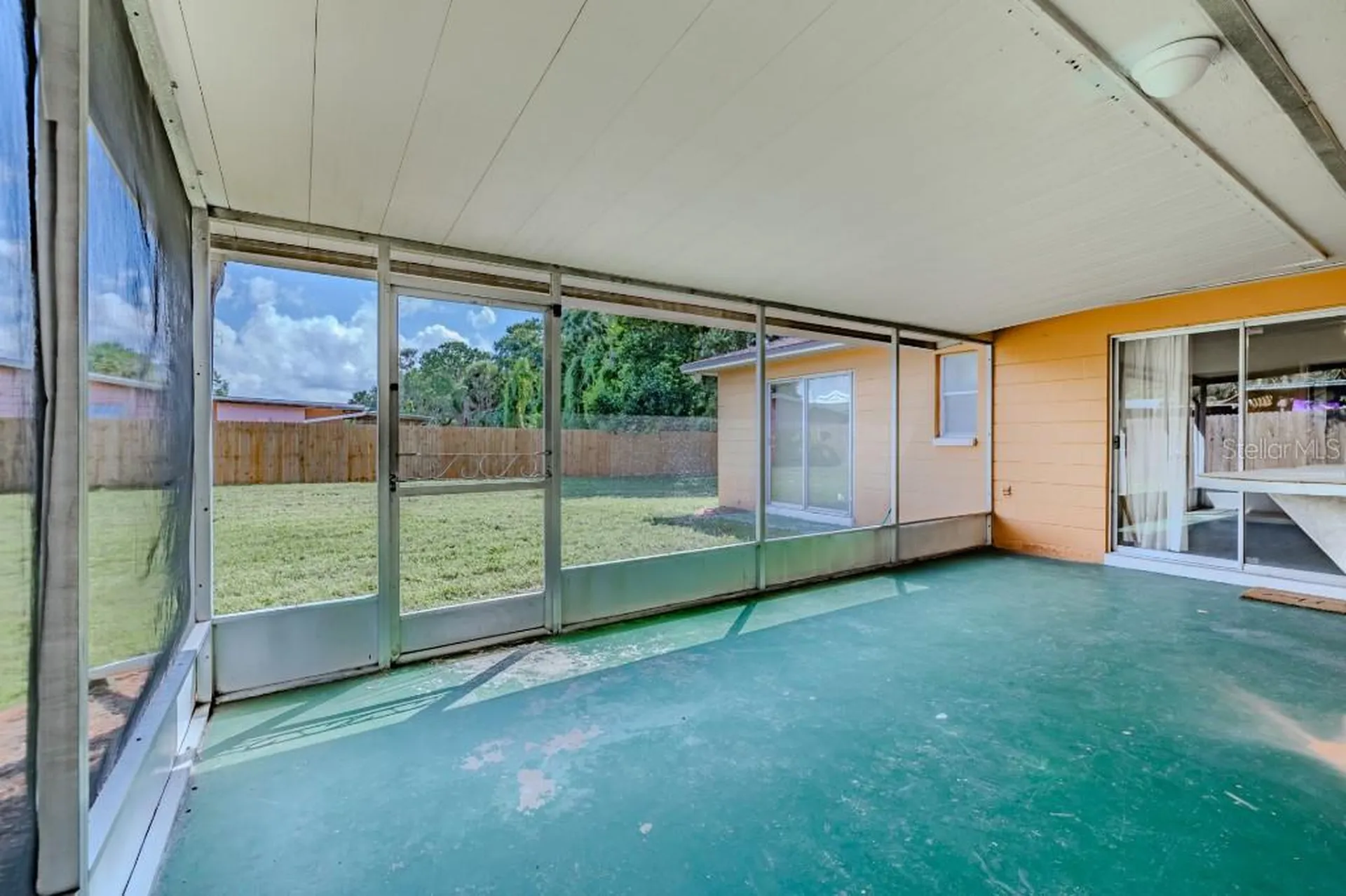 5004 S Hesperides Street Tampa FL 33611