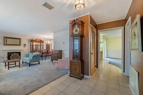5004 S Hesperides Street Tampa FL 33611