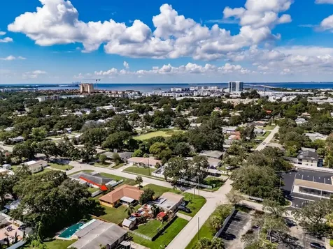 5004 S Hesperides Street Tampa FL 33611