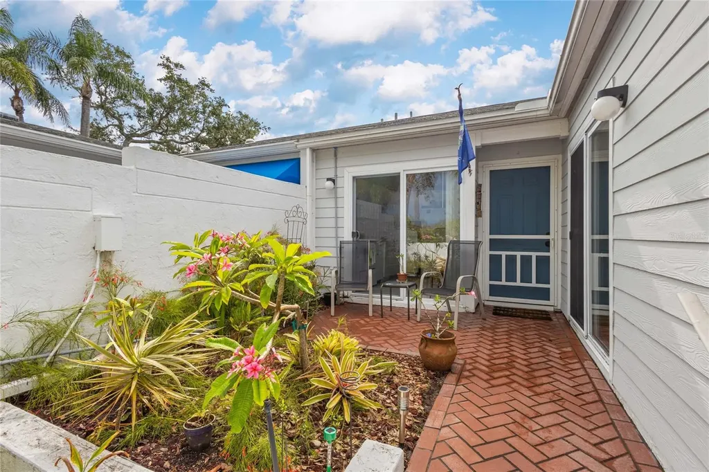 805 Waterside Lane Bradenton FL 34209