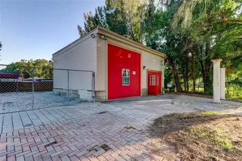 8816 W Robson Street Tampa FL 33615