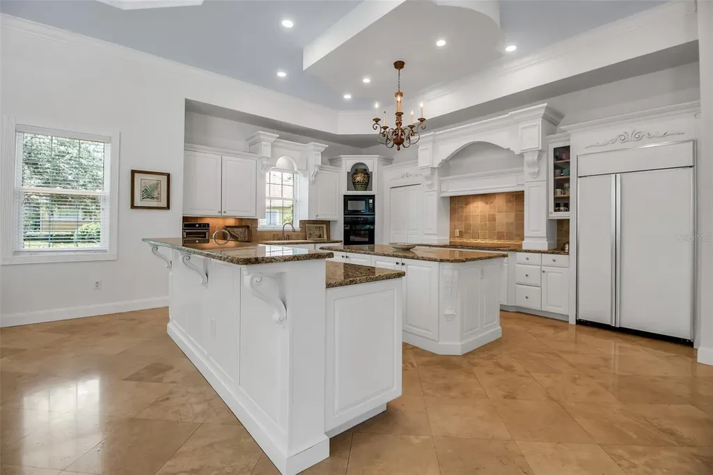 550 Dove Pointe Osprey FL 34229