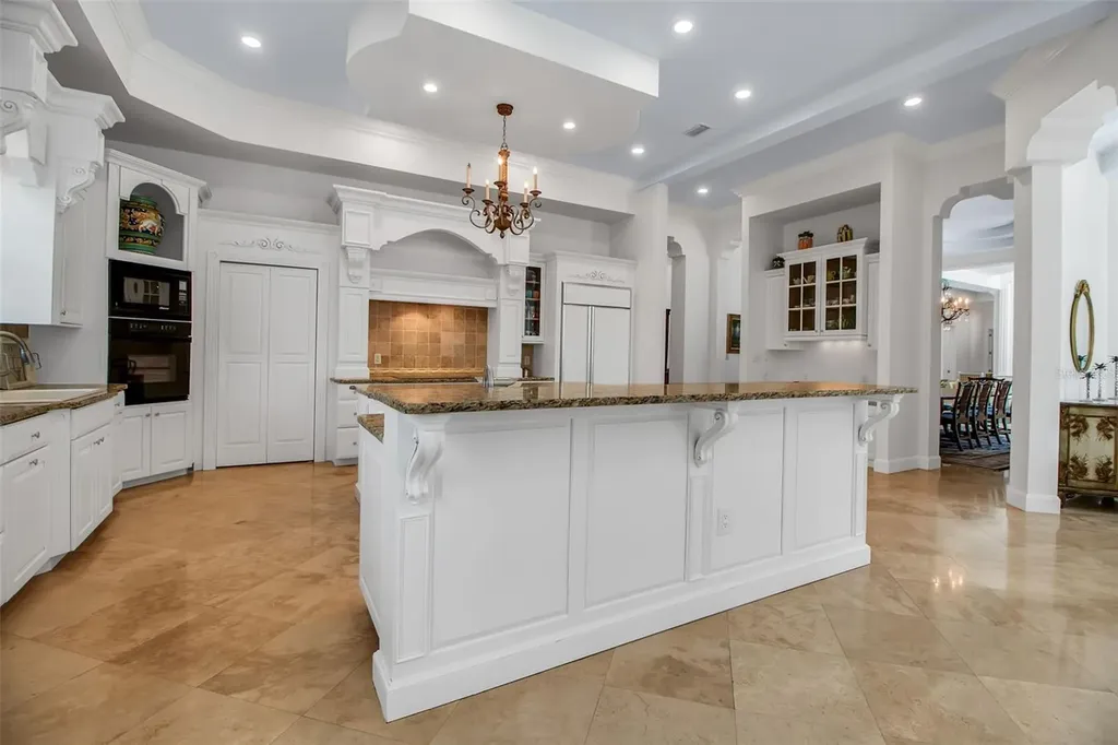 550 Dove Pointe Osprey FL 34229