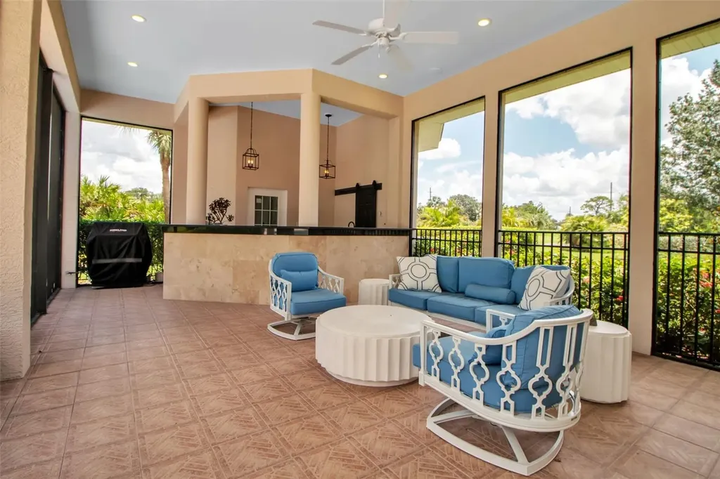550 Dove Pointe Osprey FL 34229