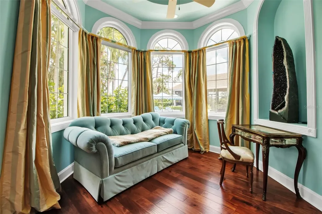550 Dove Pointe Osprey FL 34229