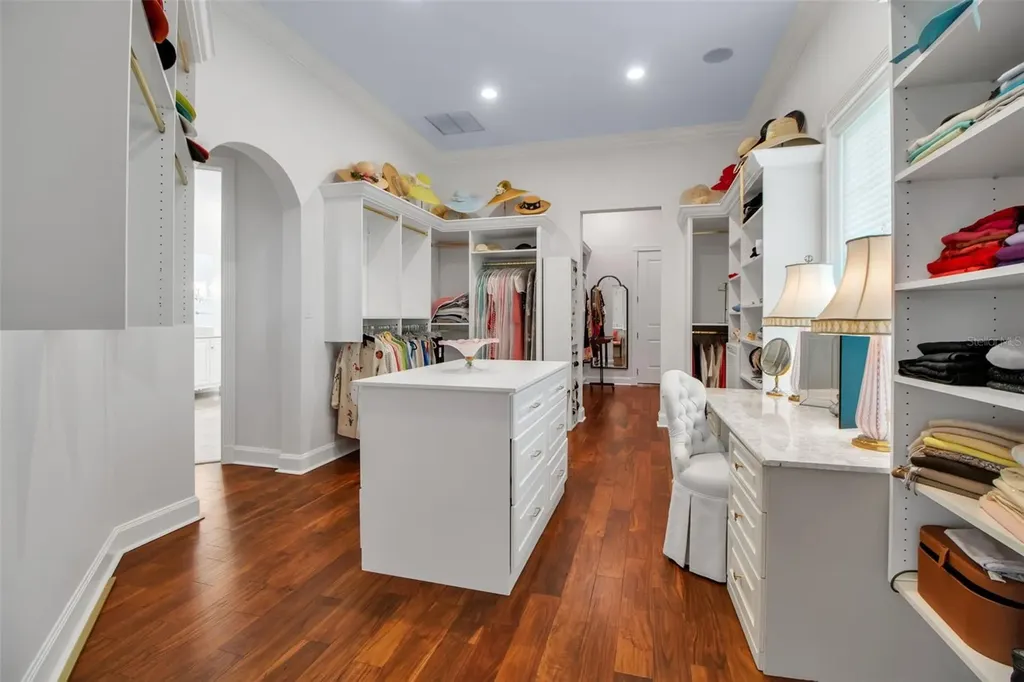 550 Dove Pointe Osprey FL 34229