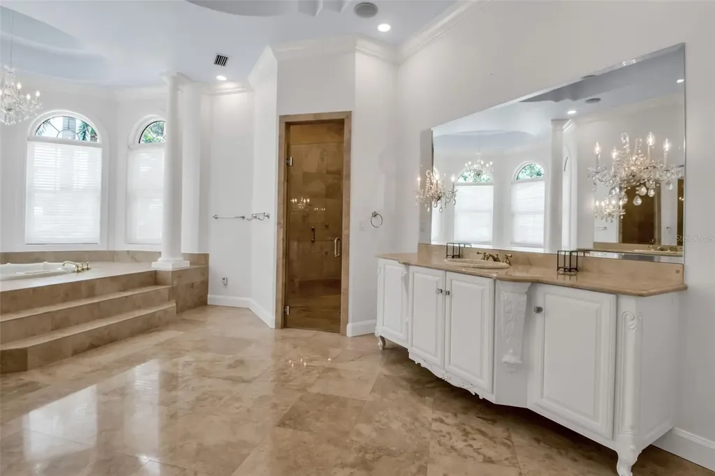 550 Dove Pointe Osprey FL 34229