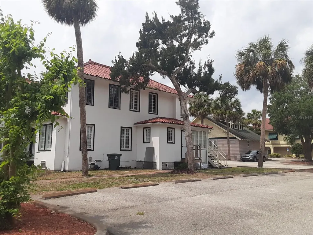 457 S Ridgewood Avenue Daytona Beach FL 32114