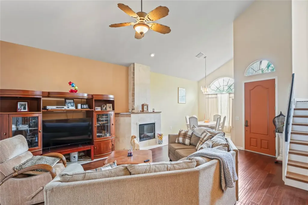 277 Wood Dove Avenue Tarpon Springs FL 34689