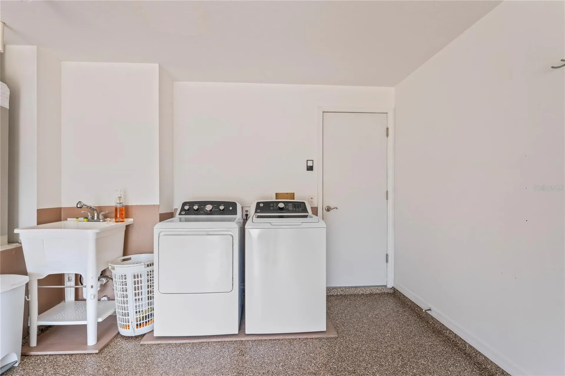 277 Wood Dove Avenue Tarpon Springs FL 34689
