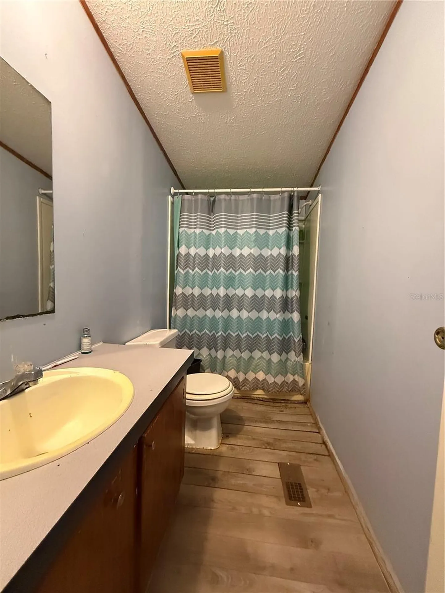 4330 Leisure Lakes Drive Chipley FL 32428