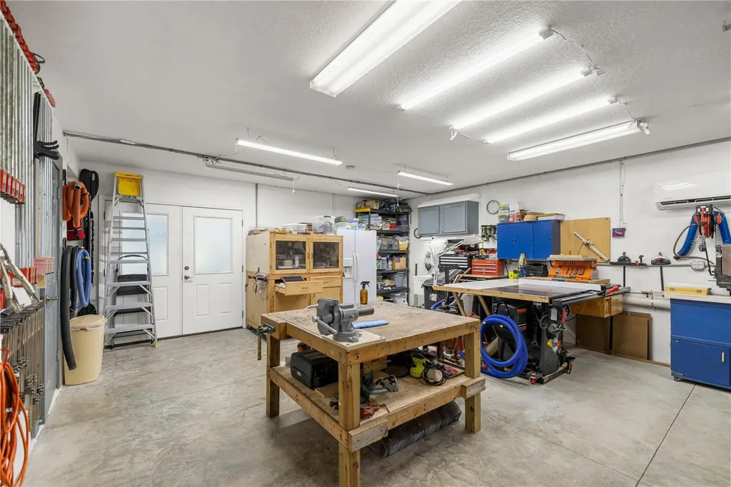 3817 N Calusa Point Crystal River FL 34428