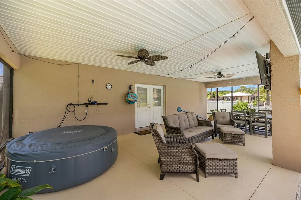 3817 N Calusa Point Crystal River FL 34428