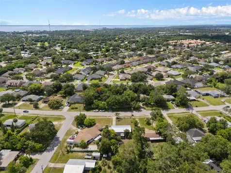 1380 S Park Avenue Titusville FL 32780