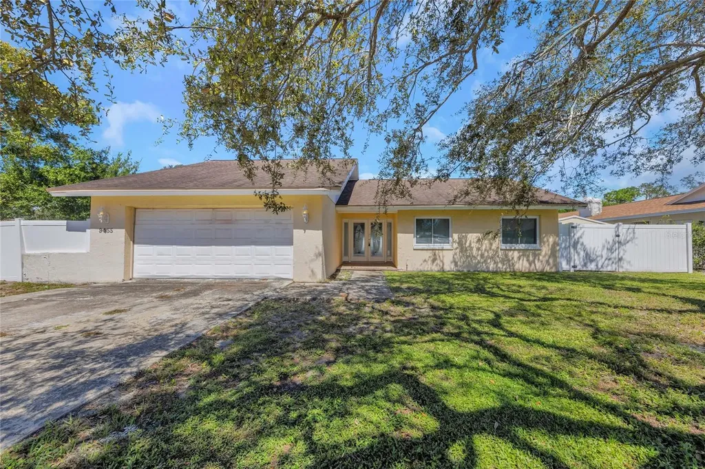 9455 Laura Anne Drive Seminole FL 33776