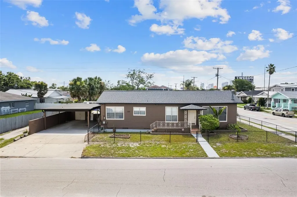 1701 N Tampania Avenue Tampa FL 33607
