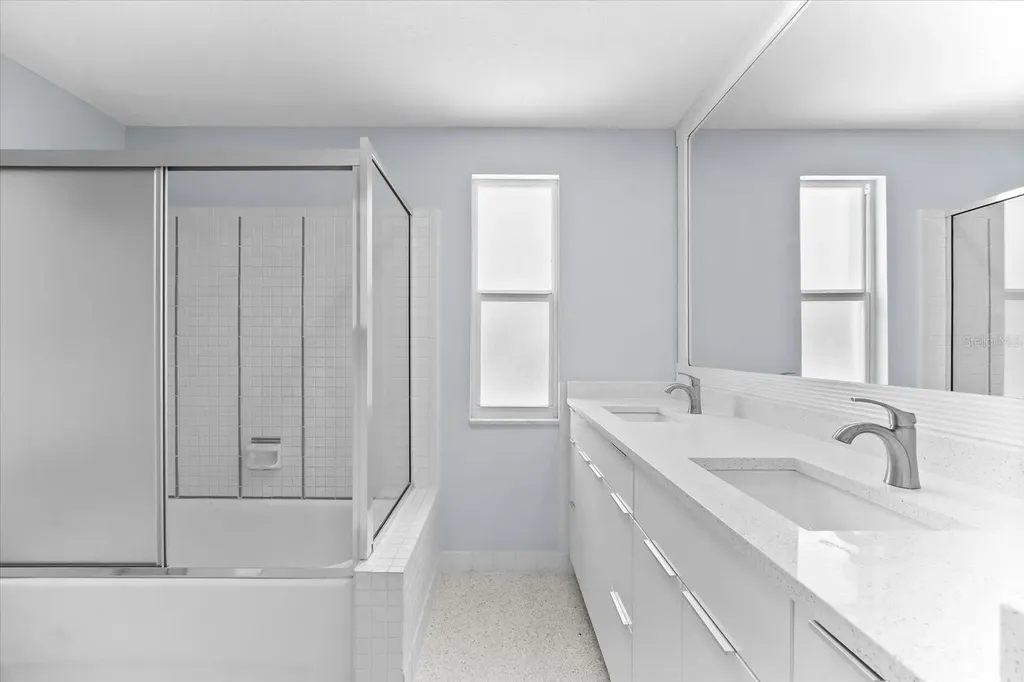 501 De Narvaez Drive Longboat Key FL 34228