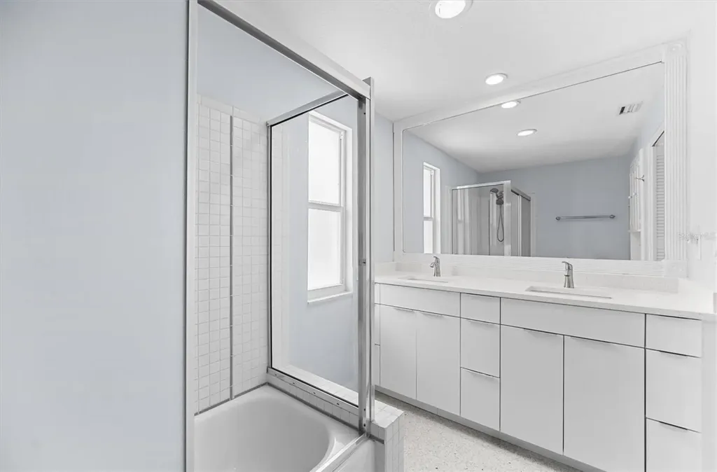 501 De Narvaez Drive Longboat Key FL 34228