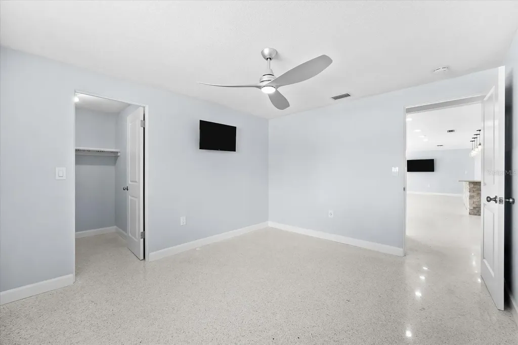501 De Narvaez Drive Longboat Key FL 34228