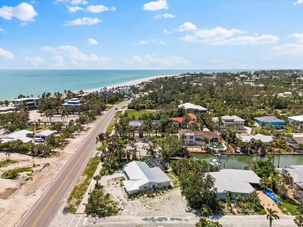 501 De Narvaez Drive Longboat Key FL 34228