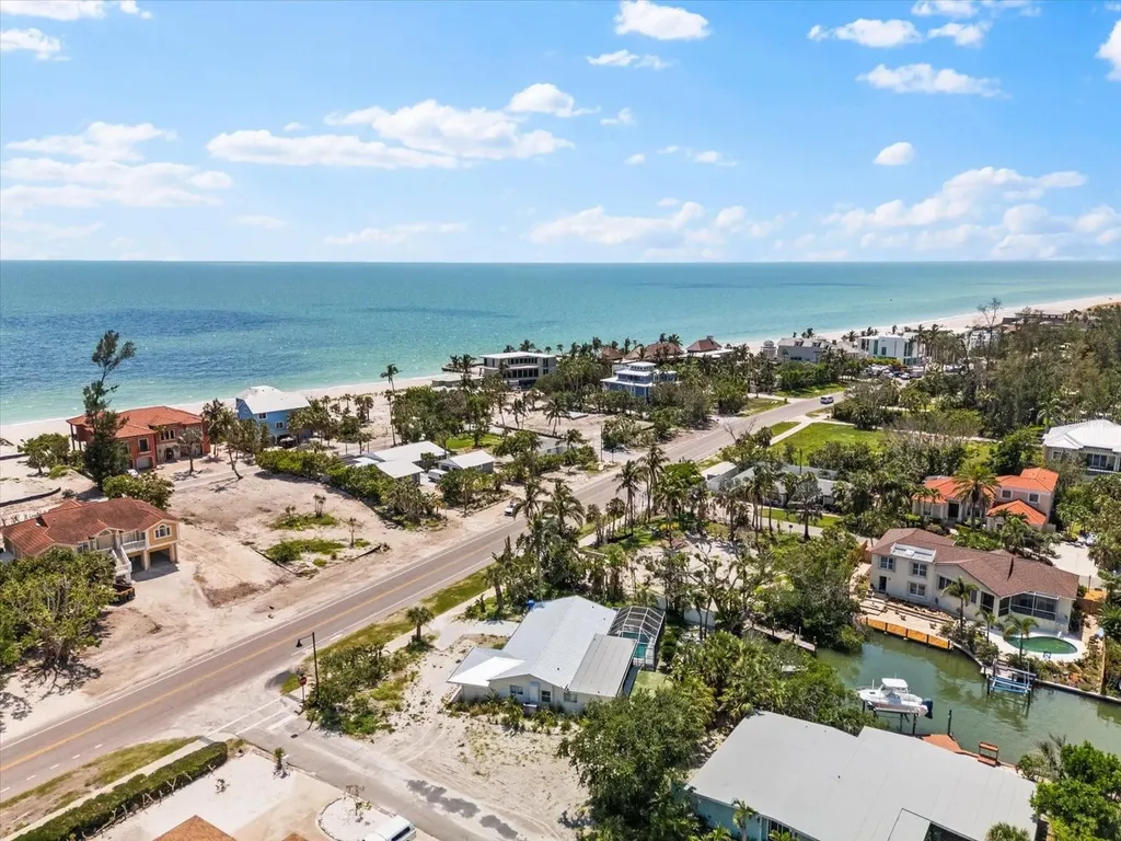 501 De Narvaez Drive Longboat Key FL 34228