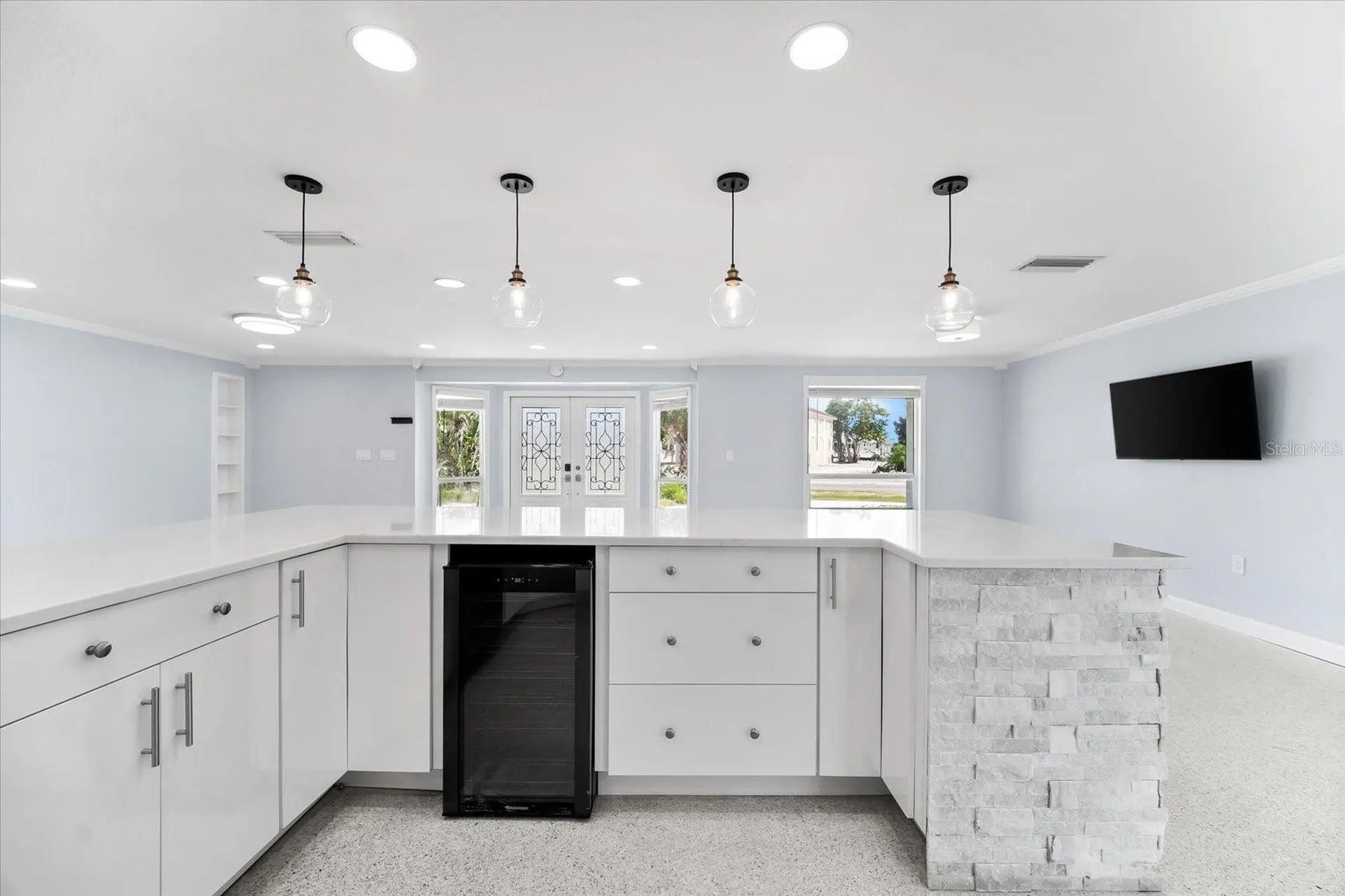 501 De Narvaez Drive Longboat Key FL 34228