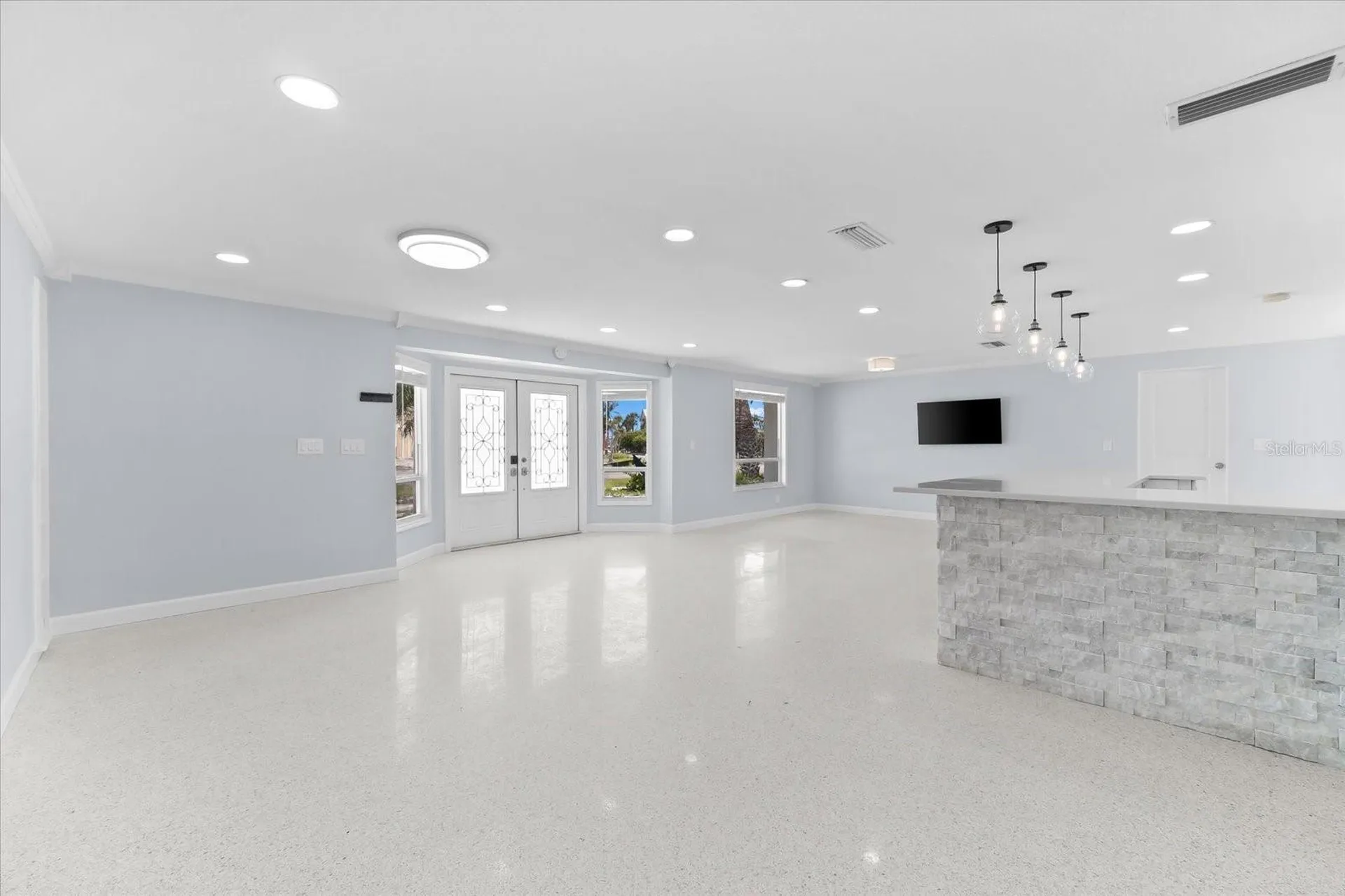 501 De Narvaez Drive Longboat Key FL 34228