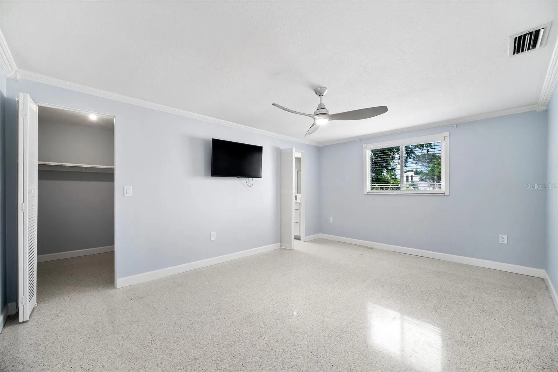 501 De Narvaez Drive Longboat Key FL 34228